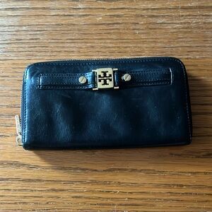 Tory Burch black continental wallet